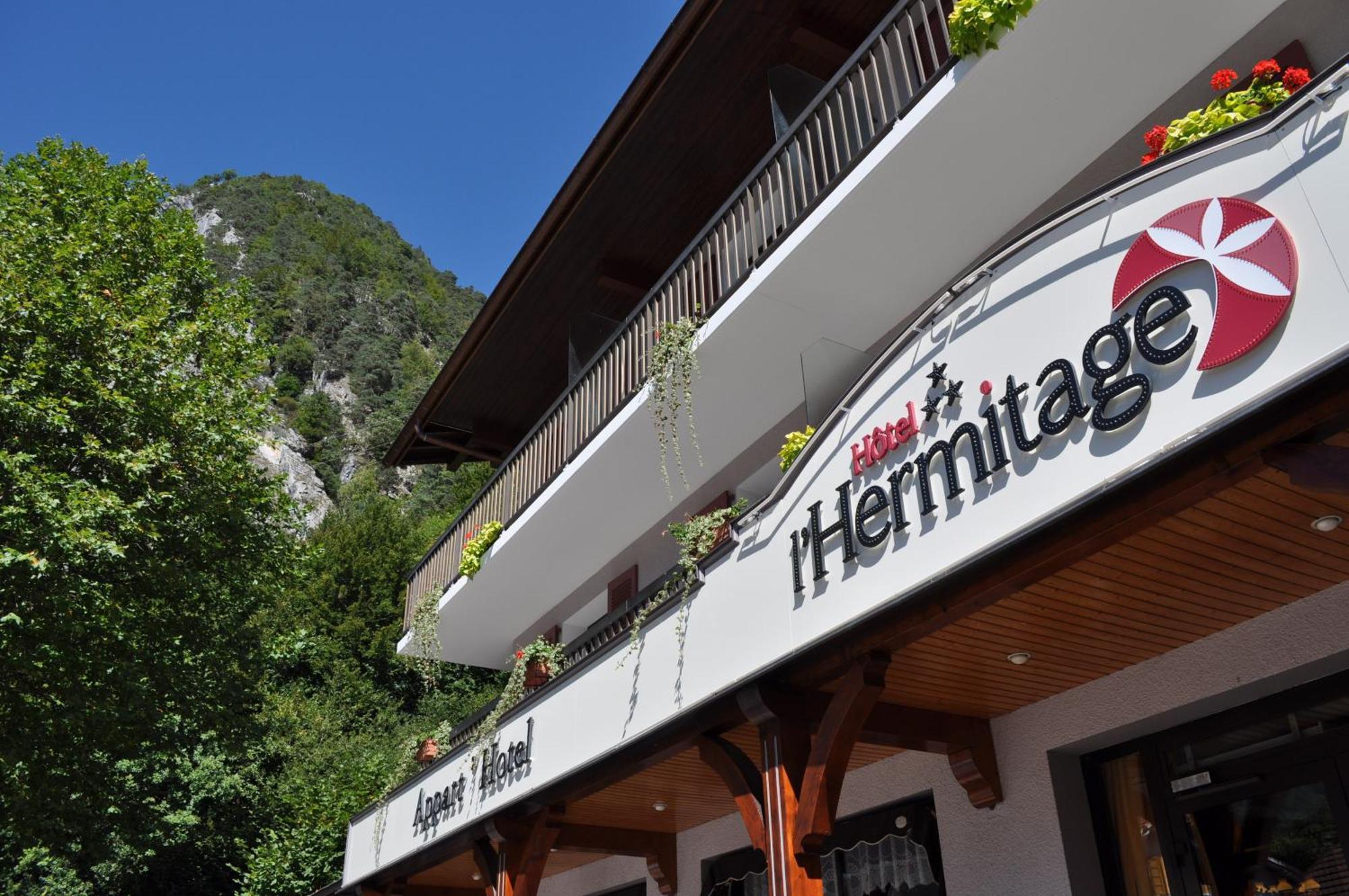 Hôtel et appart'hôtel de l'Hermitage Thônes Buitenkant foto